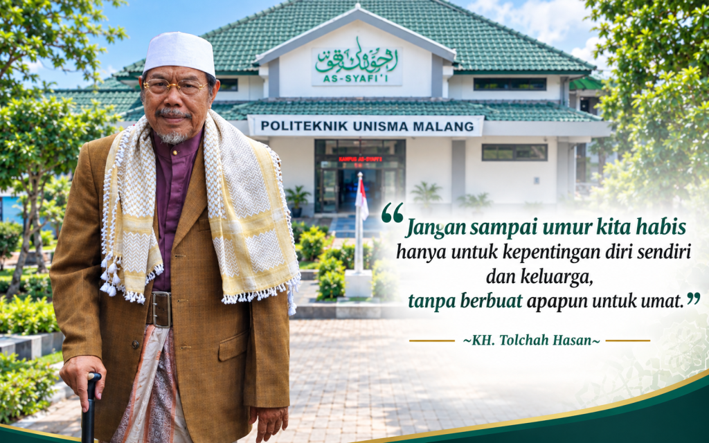 KH. Tolchah Hasan dengan kutipan inspiratif di depan Politeknik Unisma Malang